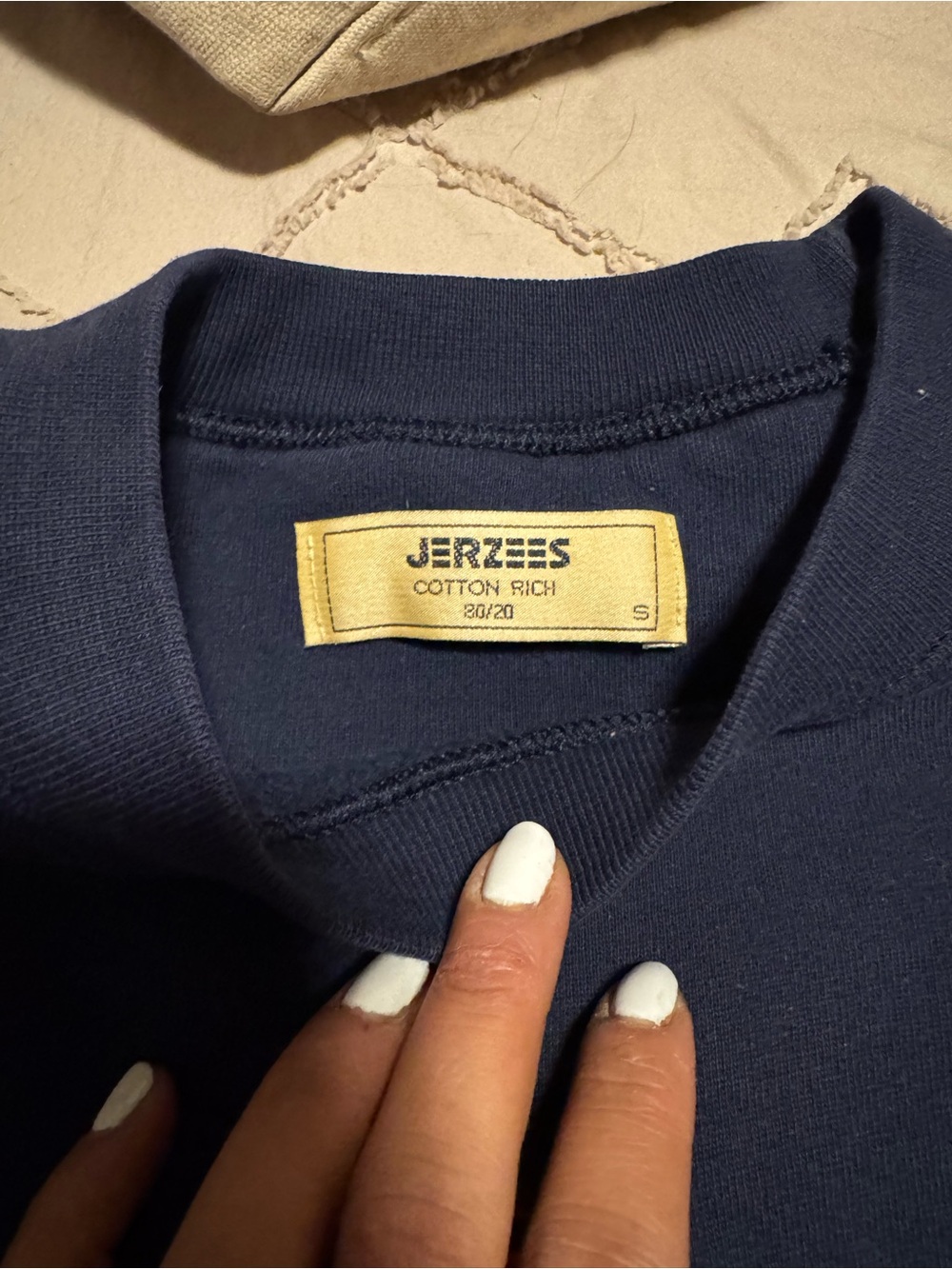 Vintage Crewneck - Picture 2 of 2